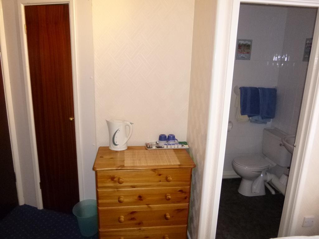 Sunbay Guest House Weymouth Habitación foto